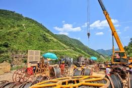 浙江首座特高壓換流站金華段開機(jī)架線