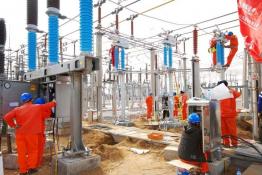 小陽春季節(jié)里忙作業(yè)