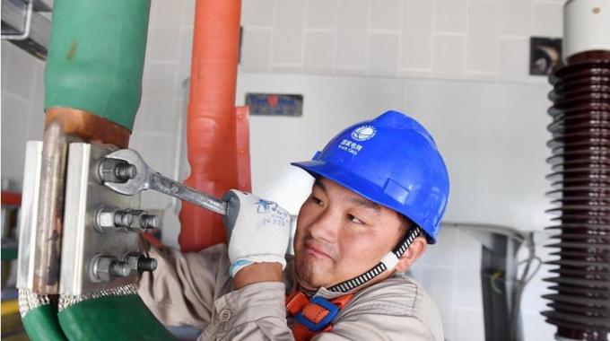 加緊建設輸變電工程 滿足地方經濟發(fā)展需求