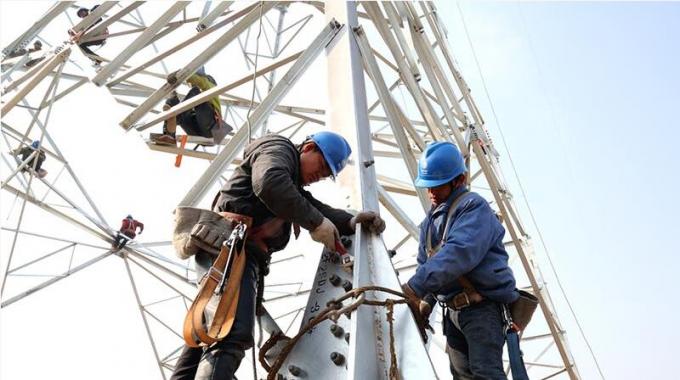 給輸電鐵塔長長個(gè)