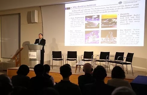 全球能源互聯(lián)網(wǎng)實質(zhì)：智能電網(wǎng)+特高壓電網(wǎng)+清潔能源