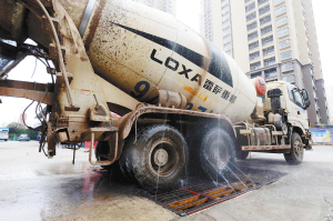 鐵腕守護(hù)“昆明藍(lán)” 大數(shù)據(jù)“天眼”實時監(jiān)管施工揚塵