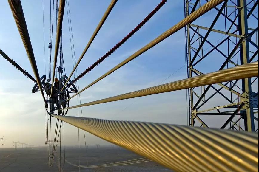 中國(guó)“世界之最”特高壓技術(shù)推動(dòng)全球能源互聯(lián)網(wǎng)建設(shè)