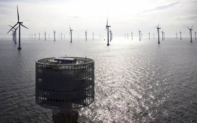 國(guó)內(nèi)首試！漂浮式雷達(dá)測(cè)風(fēng)裝置在福清興化灣海域順利下水測(cè)風(fēng)