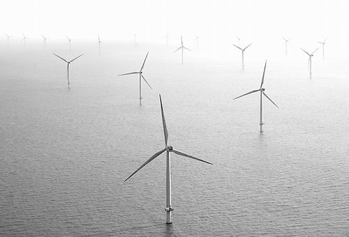 英擬建全球最大海上風(fēng)電場