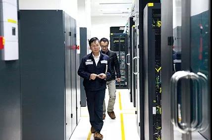 信息專業(yè)里的“工匠精神”——記云南電網(wǎng)公司信息中心設(shè)備管理部