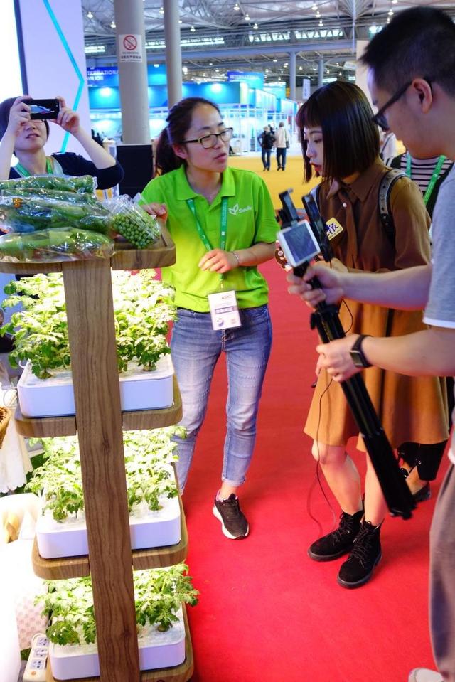 “互聯(lián)網(wǎng)+”農(nóng)業(yè)模式齊聚成都農(nóng)博會，尚作有機(jī)產(chǎn)品成焦點