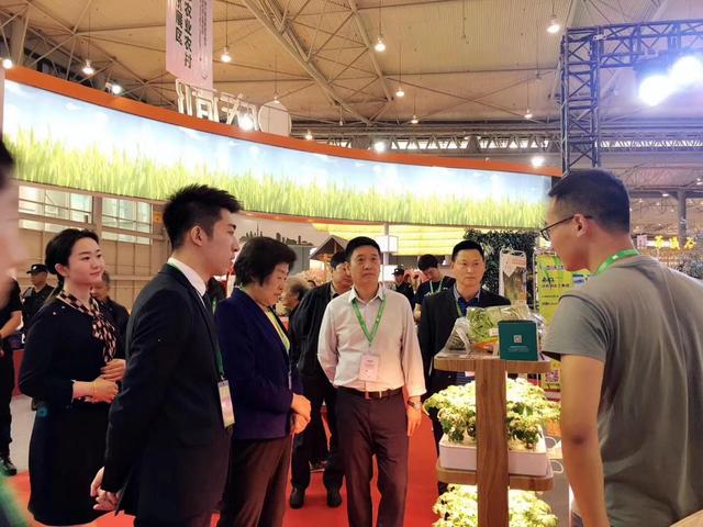 “互聯(lián)網(wǎng)+”農(nóng)業(yè)模式齊聚成都農(nóng)博會，尚作有機(jī)產(chǎn)品成焦點