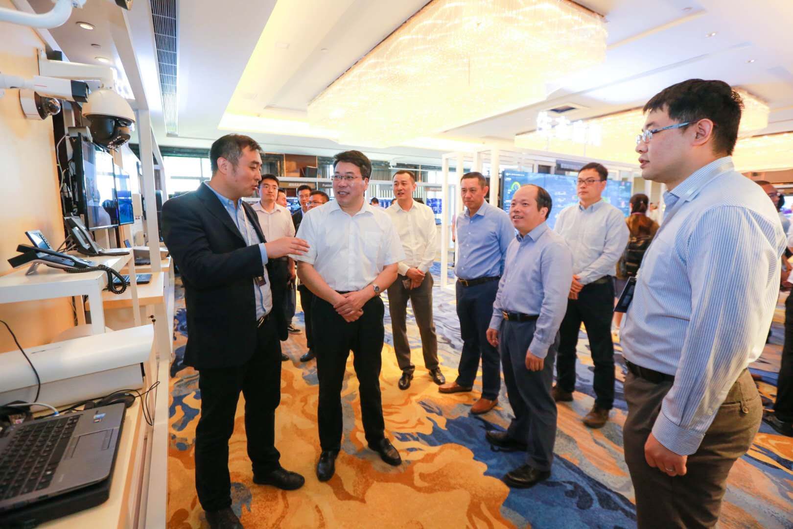 智慧城市、智慧醫(yī)療就在身邊 華為中國ICT生態(tài)之行2018帶你了解智慧鄭州