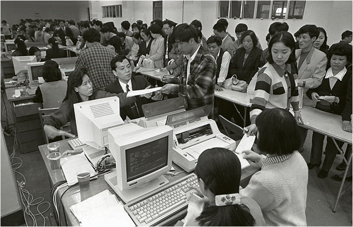 上海電信:從人工接線到千兆網(wǎng)絡(luò) 開啟智慧城市新時(shí)代