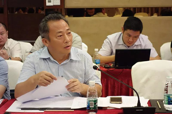 “督察利刃”喻旗：奮戰(zhàn)一線32年，自創(chuàng)斷案法、授課新生代