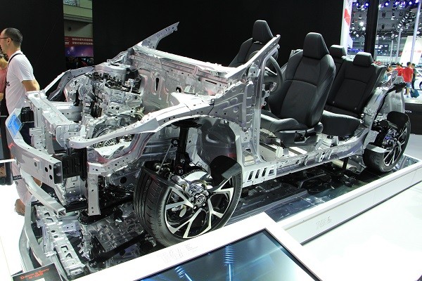 日本氫燃料電池汽車為何快人一步？