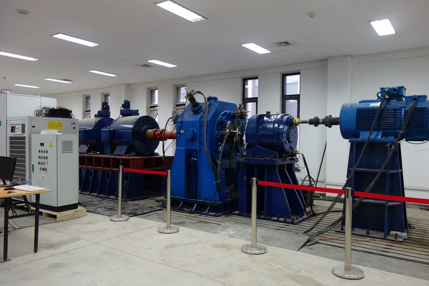 國家科技支撐計劃課題“大型風(fēng)電機(jī)組傳動鏈測試技術(shù)研究”通過技術(shù)驗(yàn)收