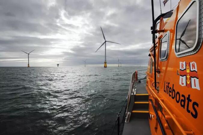 不是投資or建設(shè)海上風電 巨頭?rsted與RNLI在這方面延長合作!