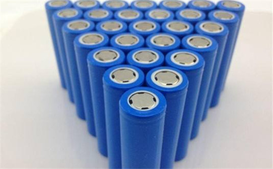 鋰電池之爭，三元還是磷酸鐵