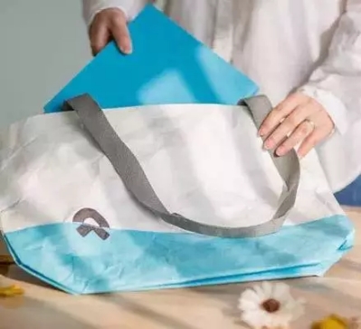 花重金建各大運(yùn)營(yíng)社區(qū)，蔚來(lái)3.0銷售模式到底如何？