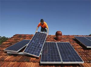 越南向國(guó)內(nèi)推廣屋頂太陽(yáng)能電池板
