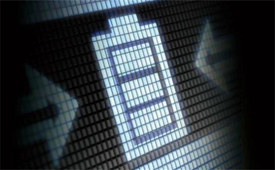 電池技術(shù)看不到突破 通過電動車彎道超車是“扯淡”