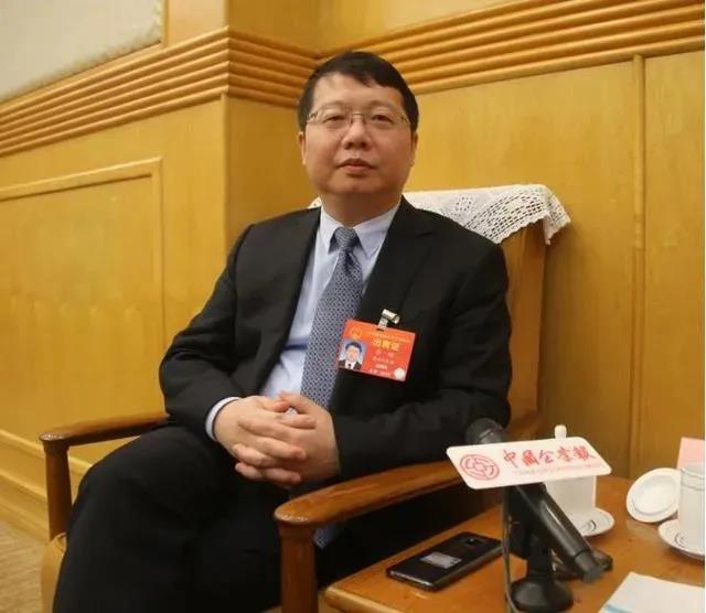 全國人大代表、貴州六盤水市市長李剛：借力大數(shù)據(jù)綜合試驗(yàn)區(qū) 建設(shè)六盤水5G示范城